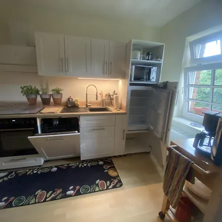 Villa-maru 80qm Apartman *